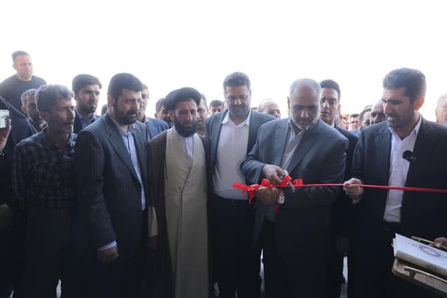 وزیر جهاد کشاورزی کارخانه تولید خوراک دام عشایر در گرمسار را افتتاح کرد